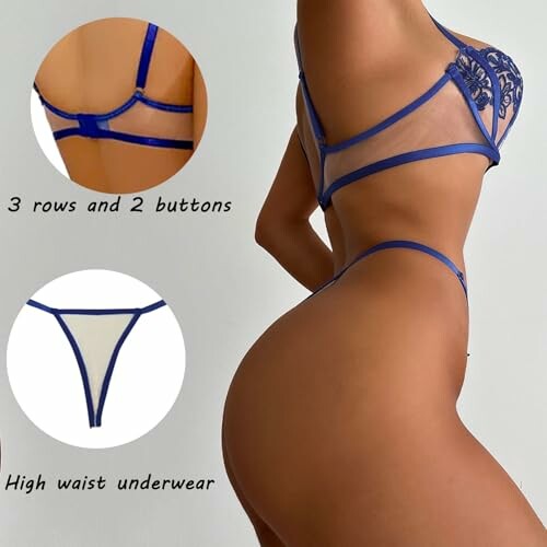 Conjunto de lencería azul con detalles de encaje.