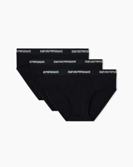Tres calzoncillos negros de Emporio Armani con cinturilla de marca.