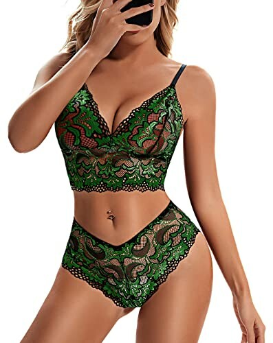 Conjunto de lencería verde de encaje