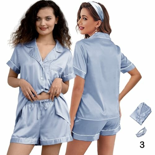 Conjunto de pijama de seda azul para mujeres.